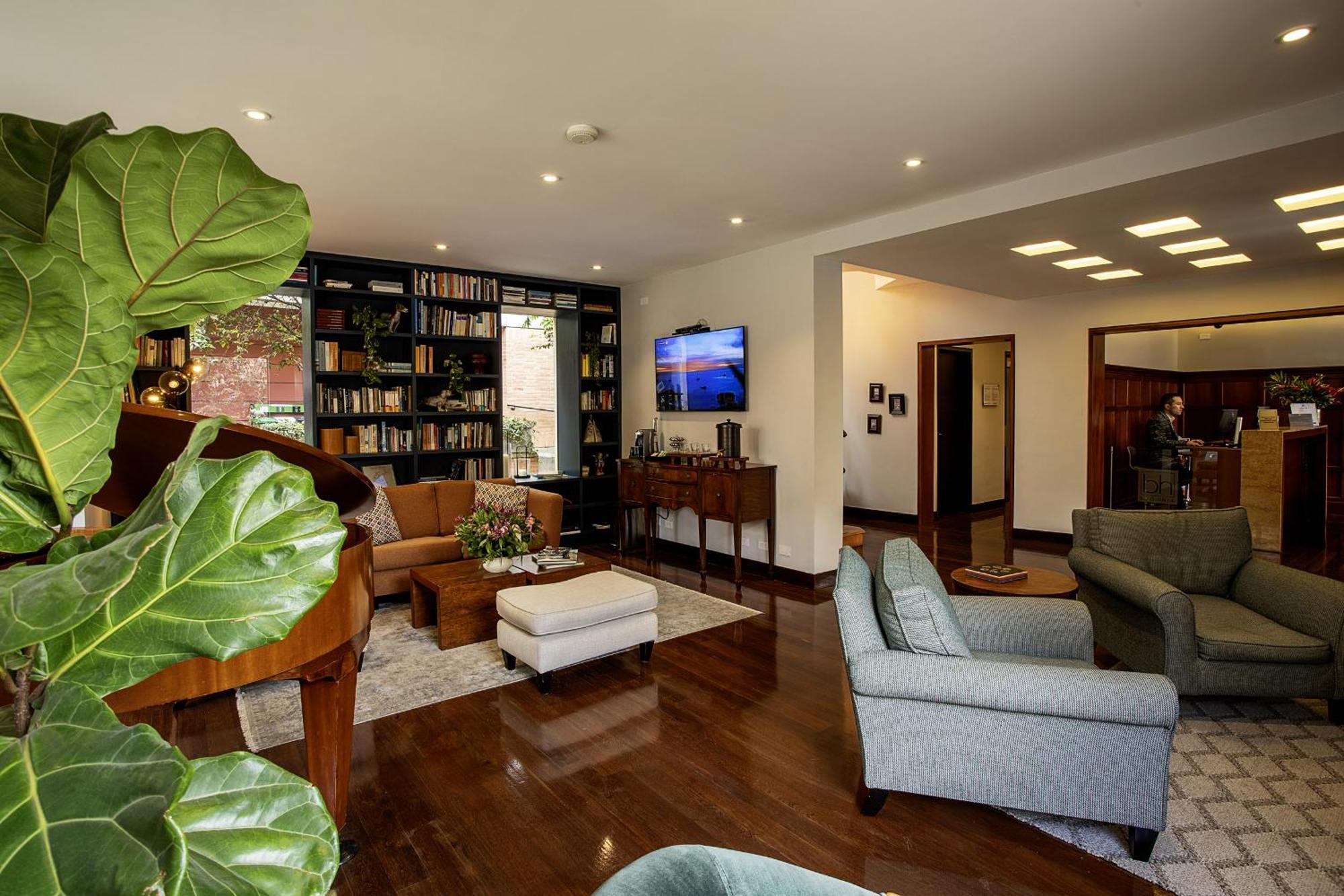 Hotel Bh La Quinta โบโกตา ภายนอก รูปภาพ