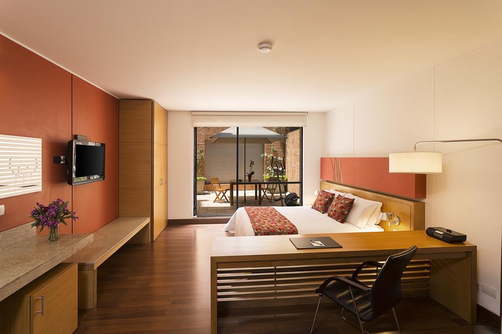 Hotel Bh La Quinta โบโกตา ภายนอก รูปภาพ
