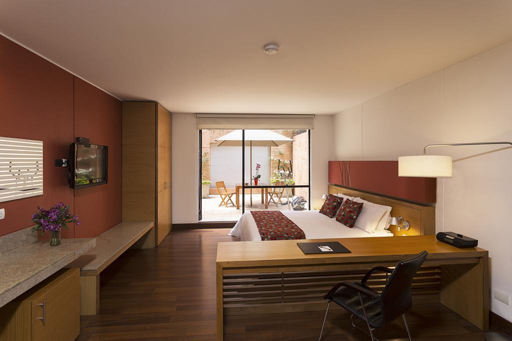 Hotel Bh La Quinta โบโกตา ภายนอก รูปภาพ